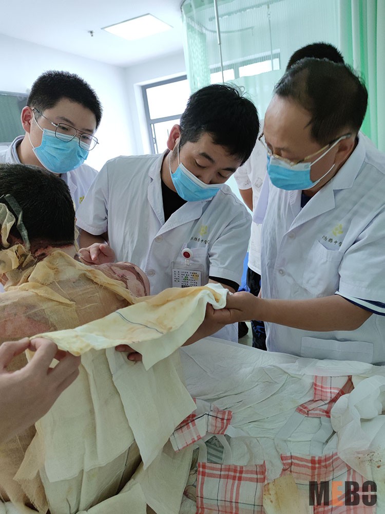 风险久久久久久亚洲精品影院