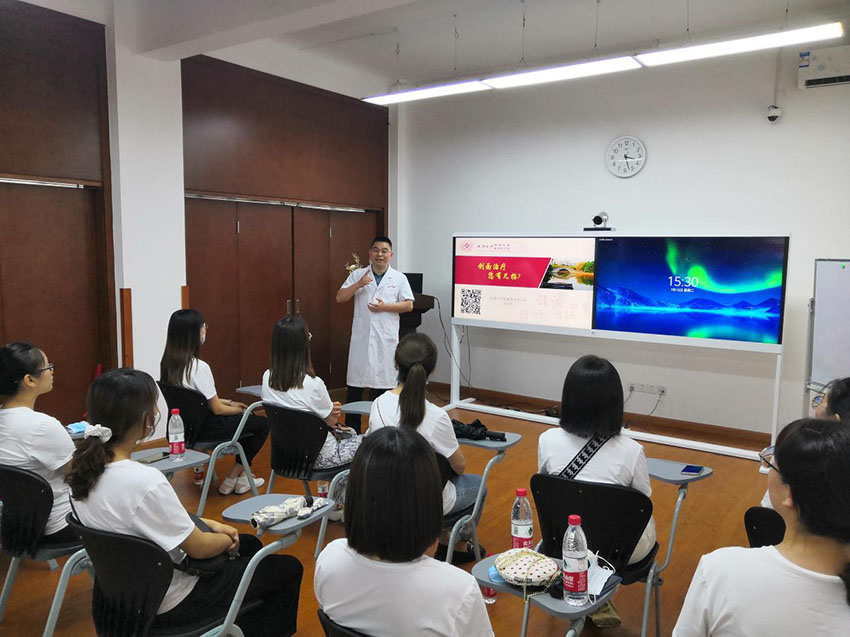 风险久久久久久亚洲精品影院