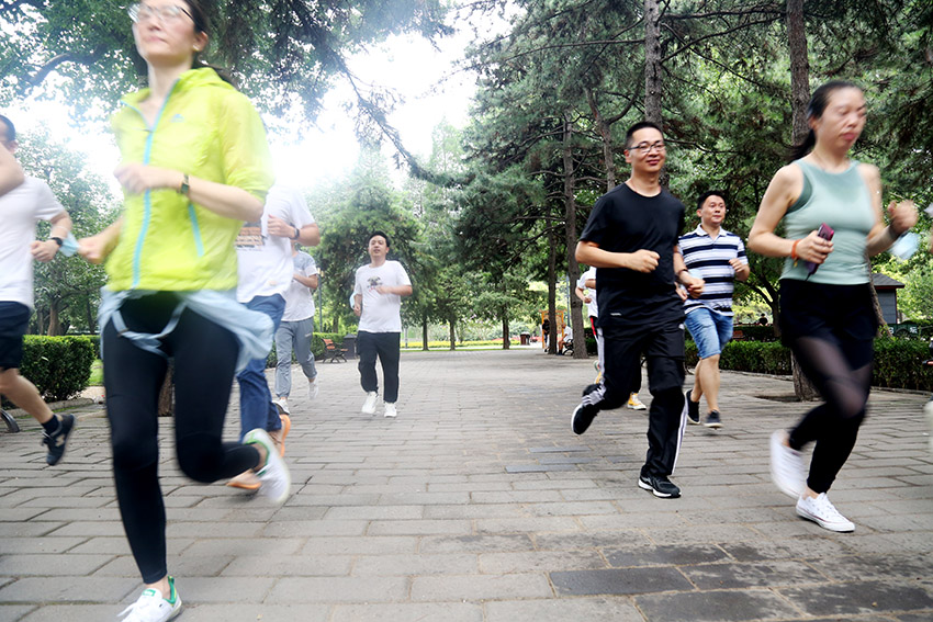 风险久久久久久亚洲精品影院