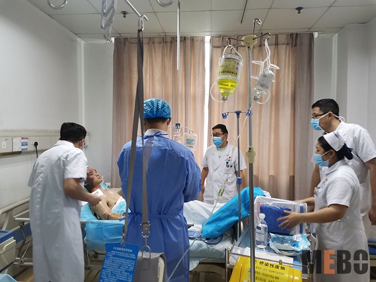 风险久久久久久亚洲精品影院