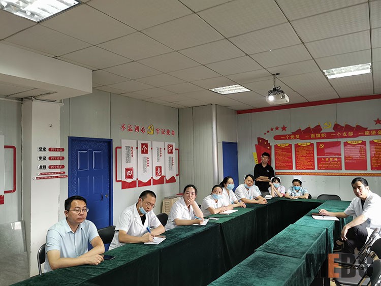 风险久久久久久亚洲精品影院