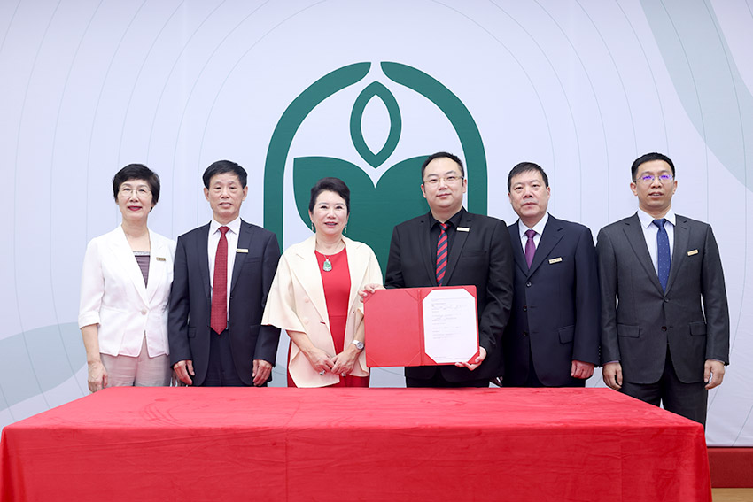 风险久久久久久亚洲精品影院