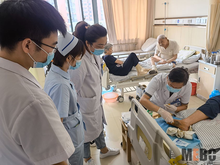 风险久久久久久亚洲精品影院