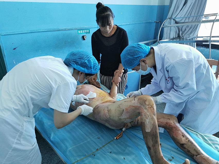 风险久久久久久亚洲精品影院