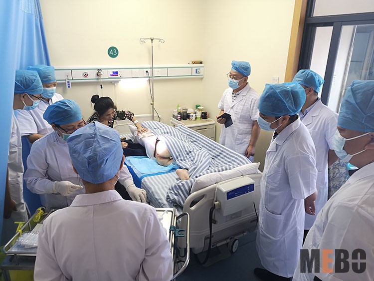 风险久久久久久亚洲精品影院