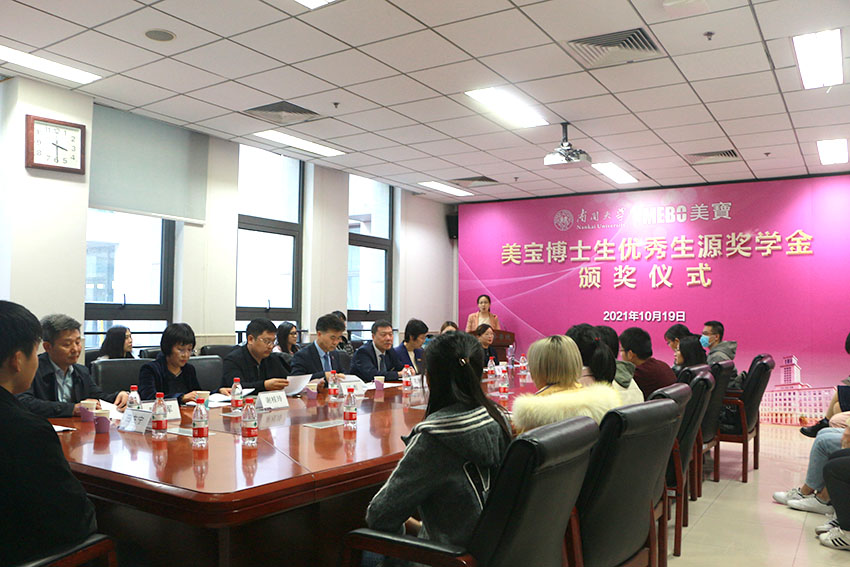 风险久久久久久亚洲精品影院