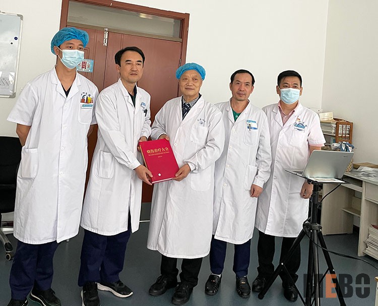 风险久久久久久亚洲精品影院