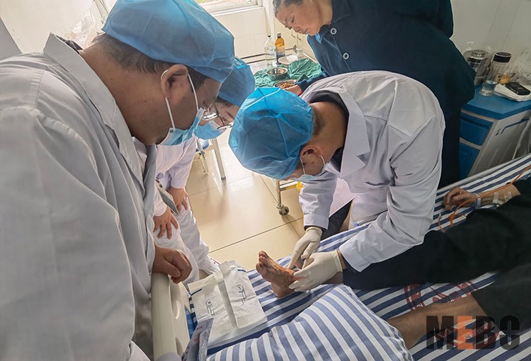 风险久久久久久亚洲精品影院