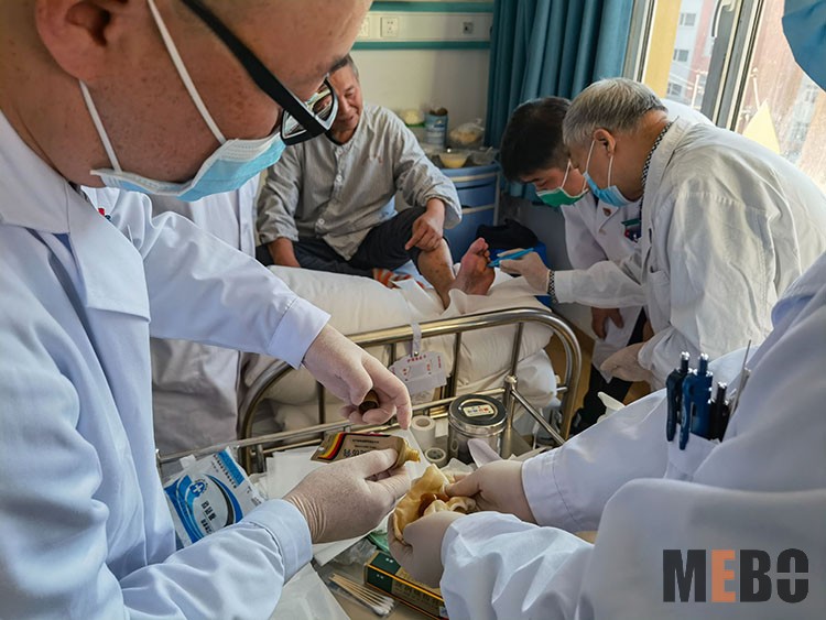 风险久久久久久亚洲精品影院