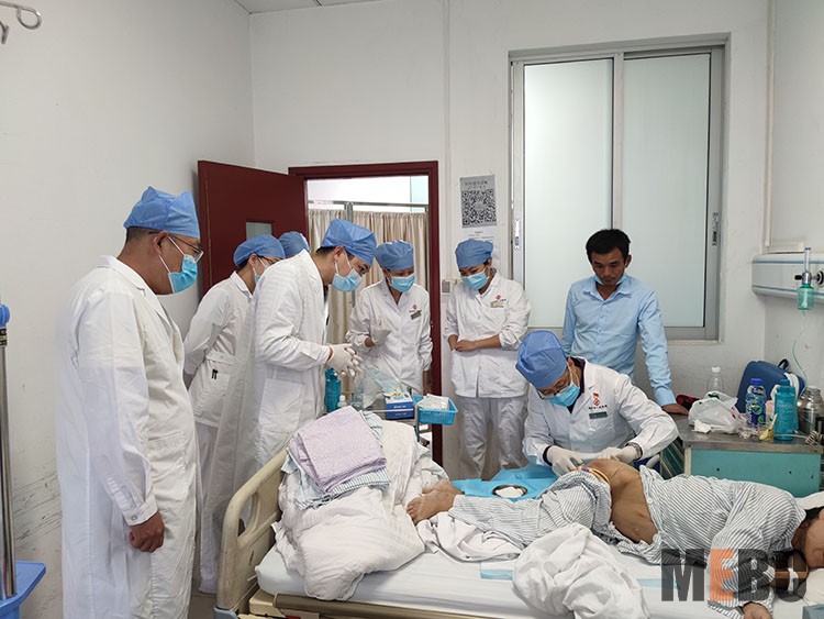 风险久久久久久亚洲精品影院