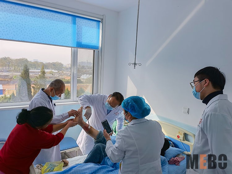 风险久久久久久亚洲精品影院