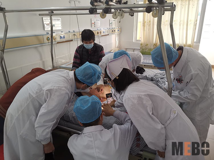 风险久久久久久亚洲精品影院