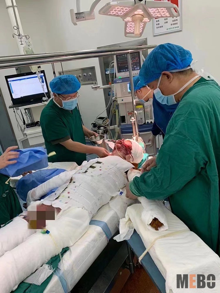 风险久久久久久亚洲精品影院