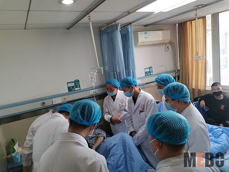 风险久久久久久亚洲精品影院