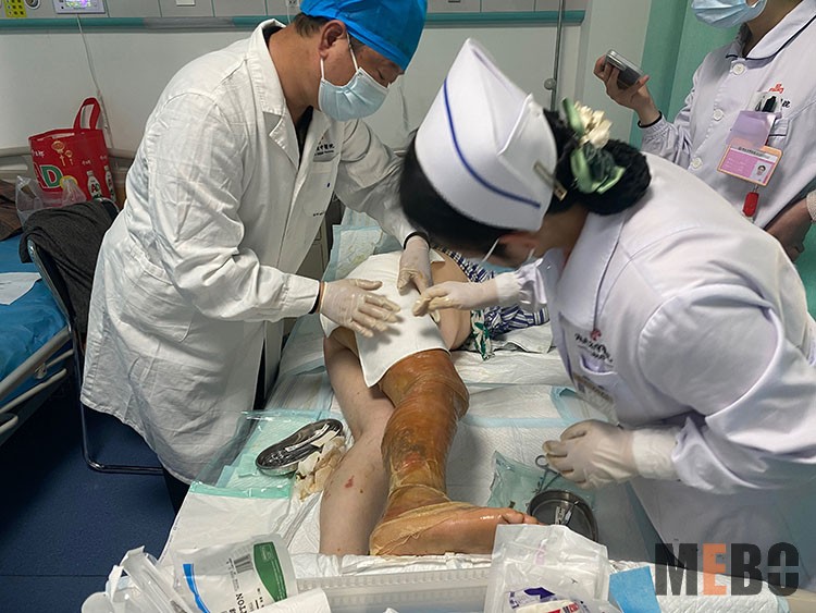 风险久久久久久亚洲精品影院