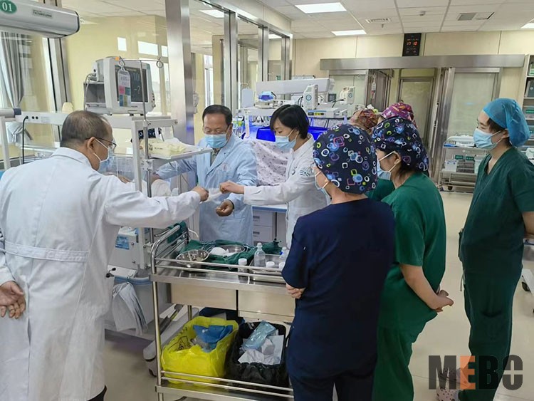 风险久久久久久亚洲精品影院