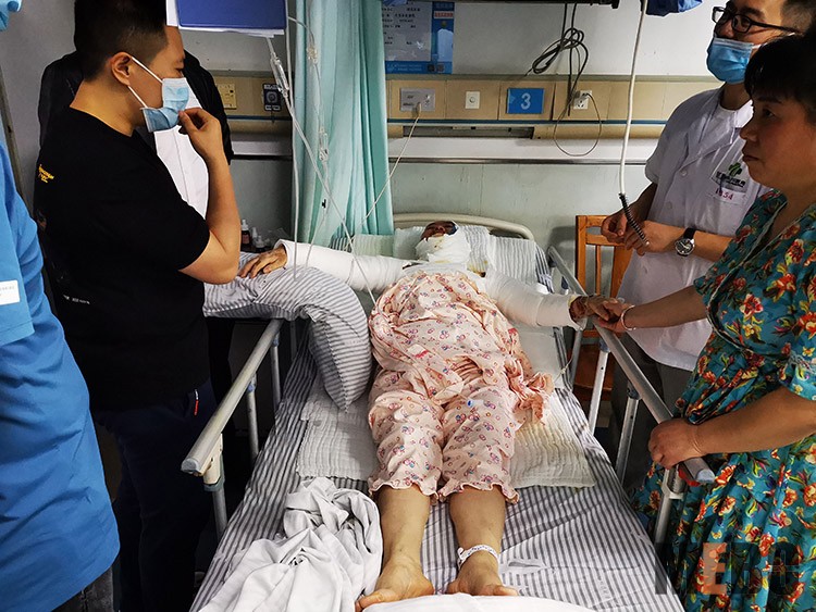 风险久久久久久亚洲精品影院