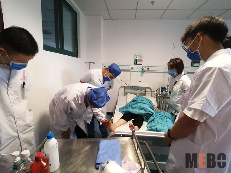 风险久久久久久亚洲精品影院