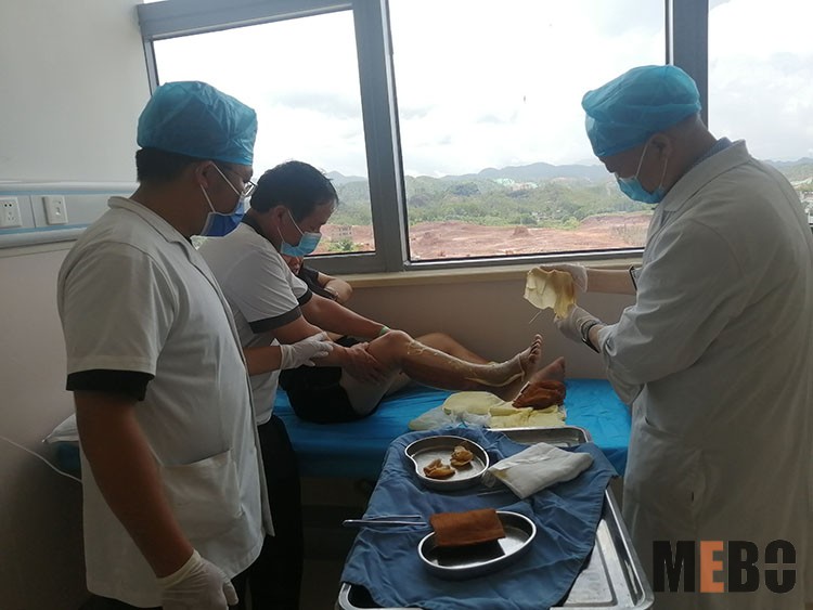 风险久久久久久亚洲精品影院