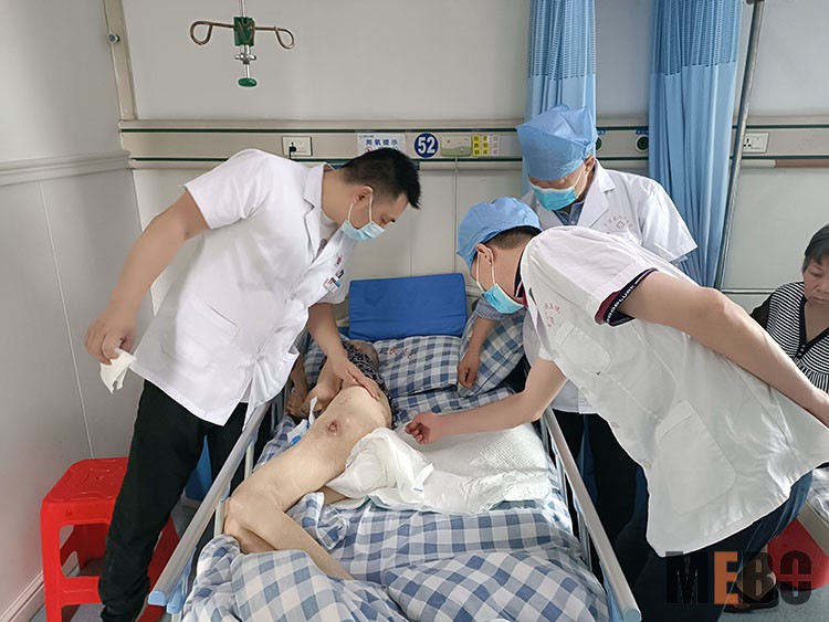 风险久久久久久亚洲精品影院