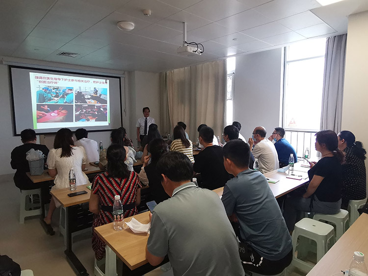 风险久久久久久亚洲精品影院