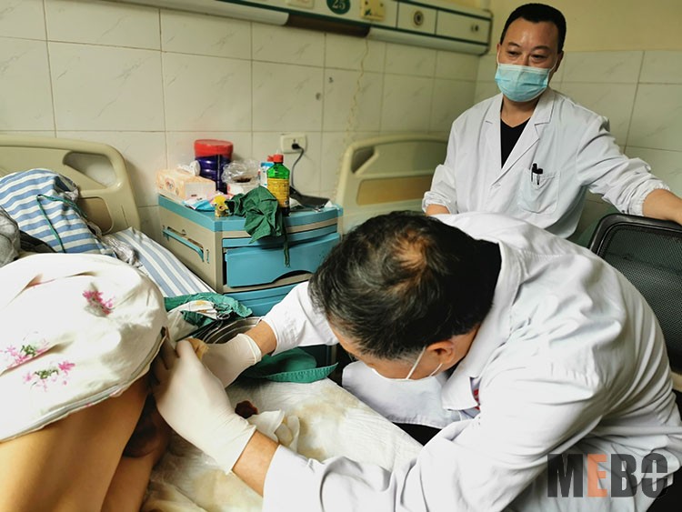 风险久久久久久亚洲精品影院