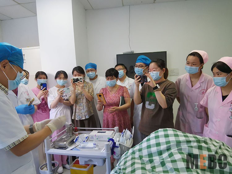 风险久久久久久亚洲精品影院