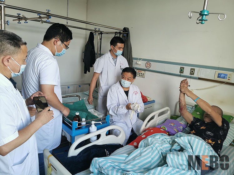 风险久久久久久亚洲精品影院