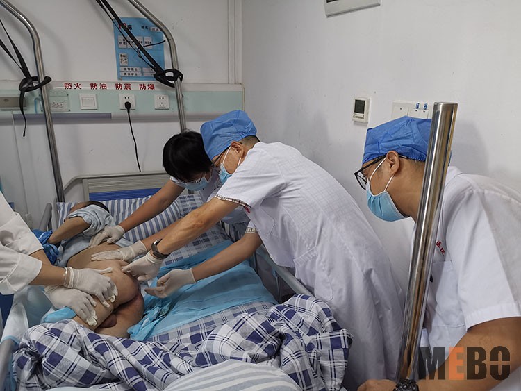 风险久久久久久亚洲精品影院