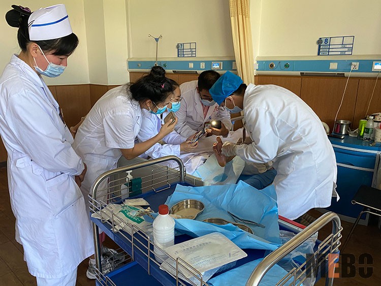 风险久久久久久亚洲精品影院