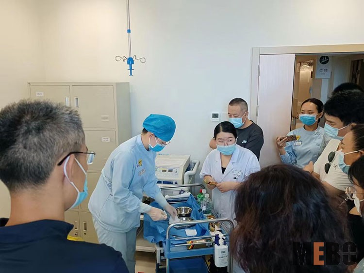 风险久久久久久亚洲精品影院