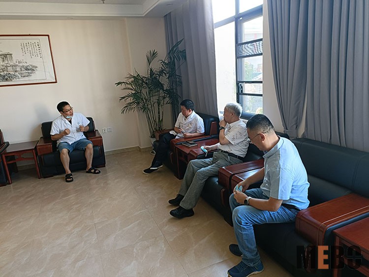 风险久久久久久亚洲精品影院