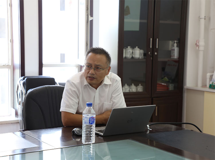 风险久久久久久亚洲精品影院