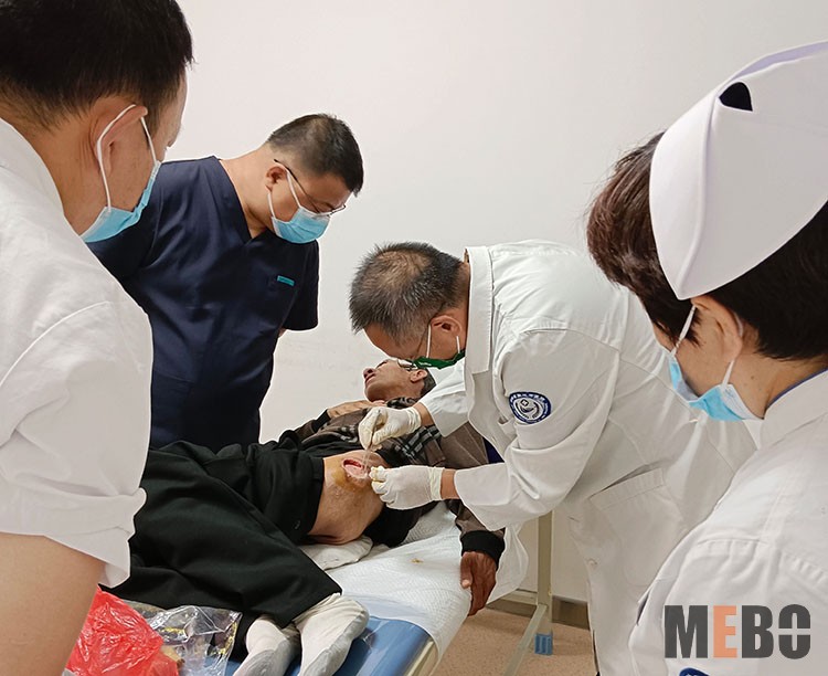 风险久久久久久亚洲精品影院