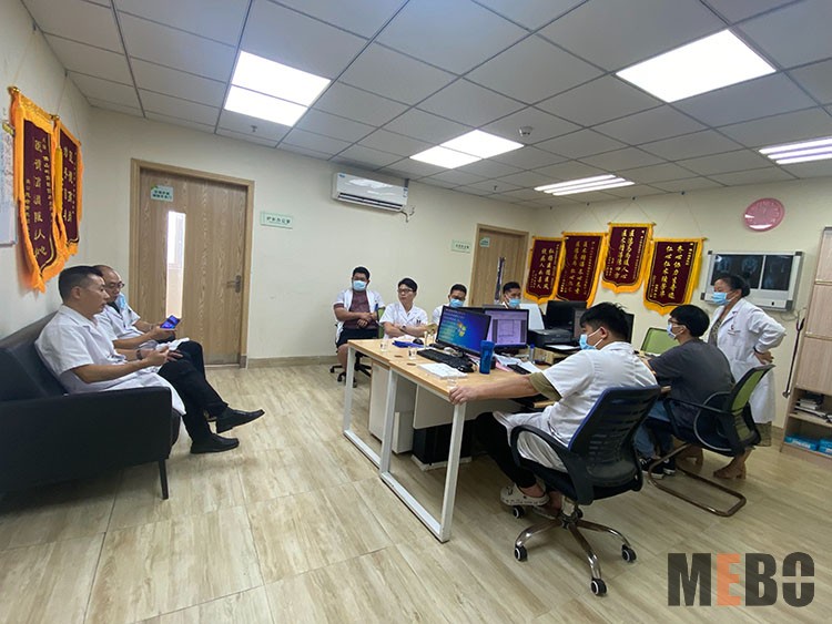 风险久久久久久亚洲精品影院