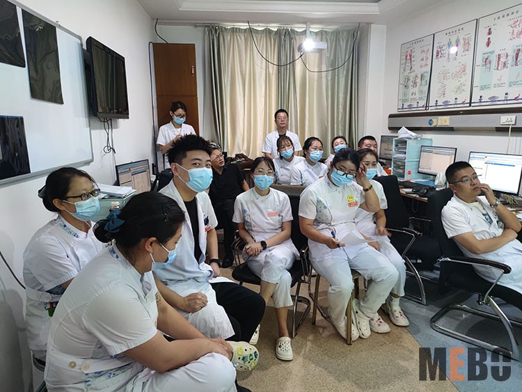 风险久久久久久亚洲精品影院