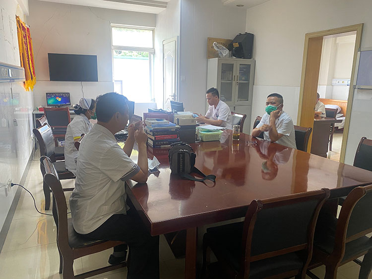 风险久久久久久亚洲精品影院