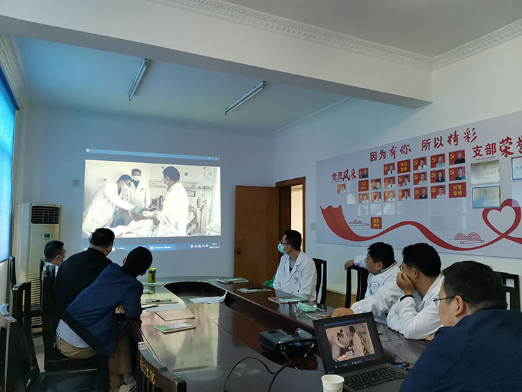 风险久久久久久亚洲精品影院