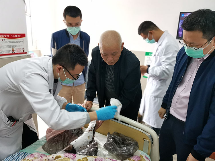 风险久久久久久亚洲精品影院