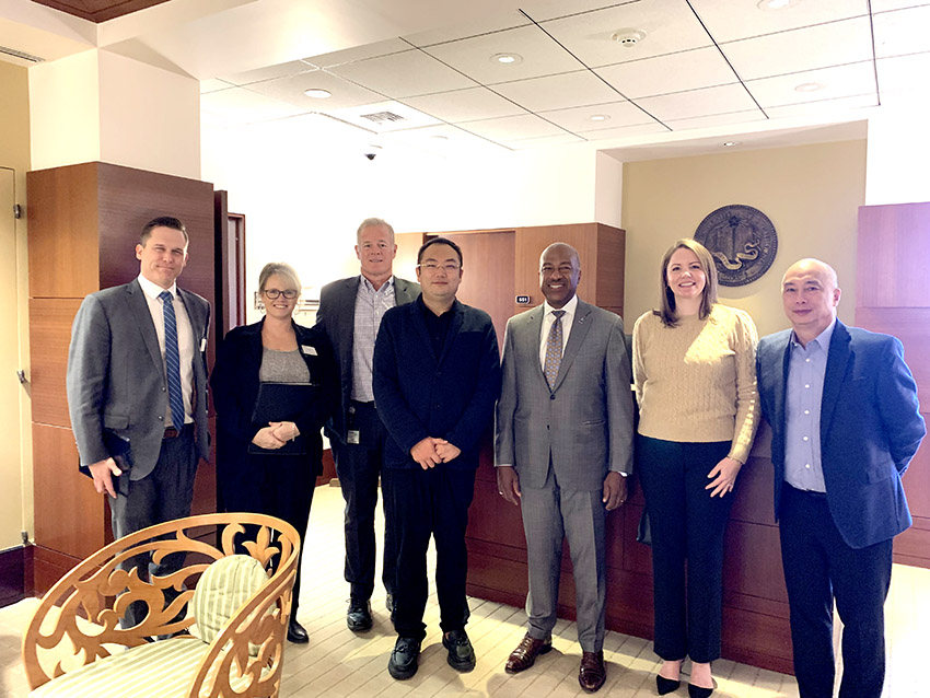 风险久久久久久亚洲精品影院