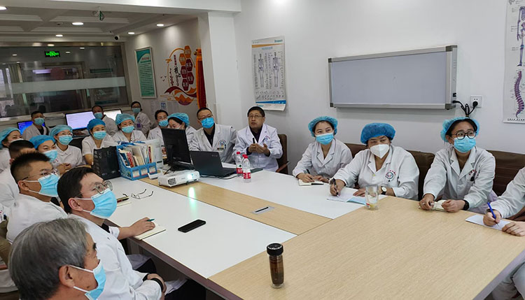 风险久久久久久亚洲精品影院