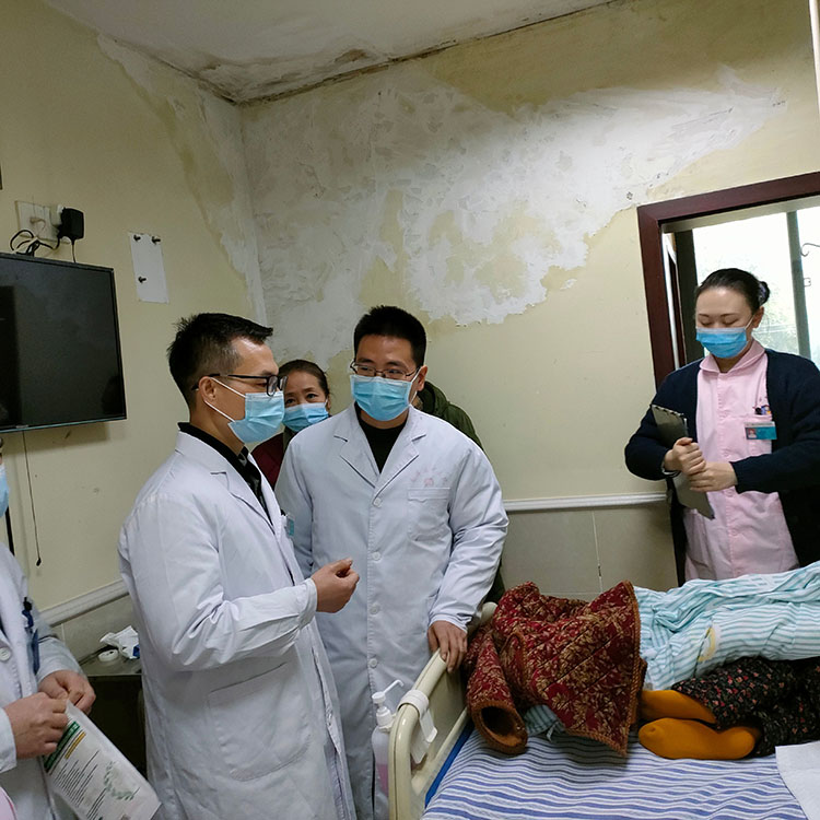 风险久久久久久亚洲精品影院