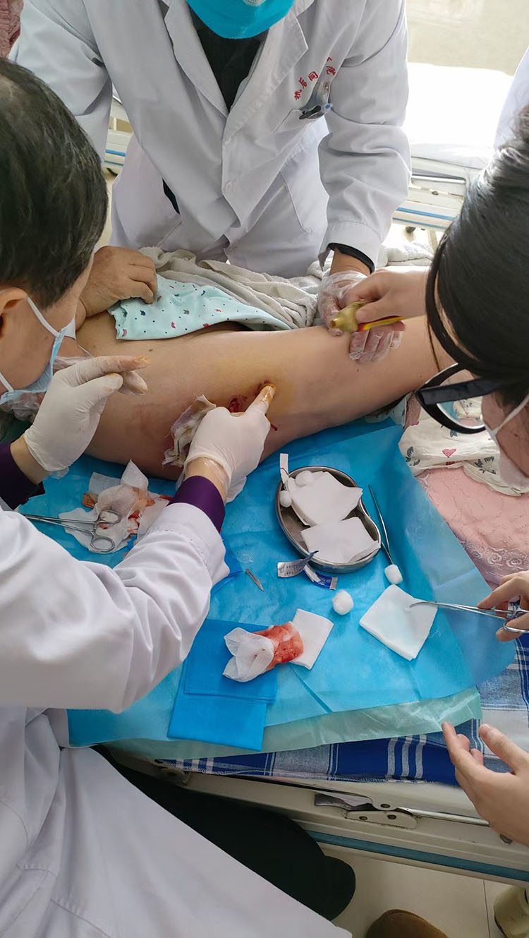 风险久久久久久亚洲精品影院