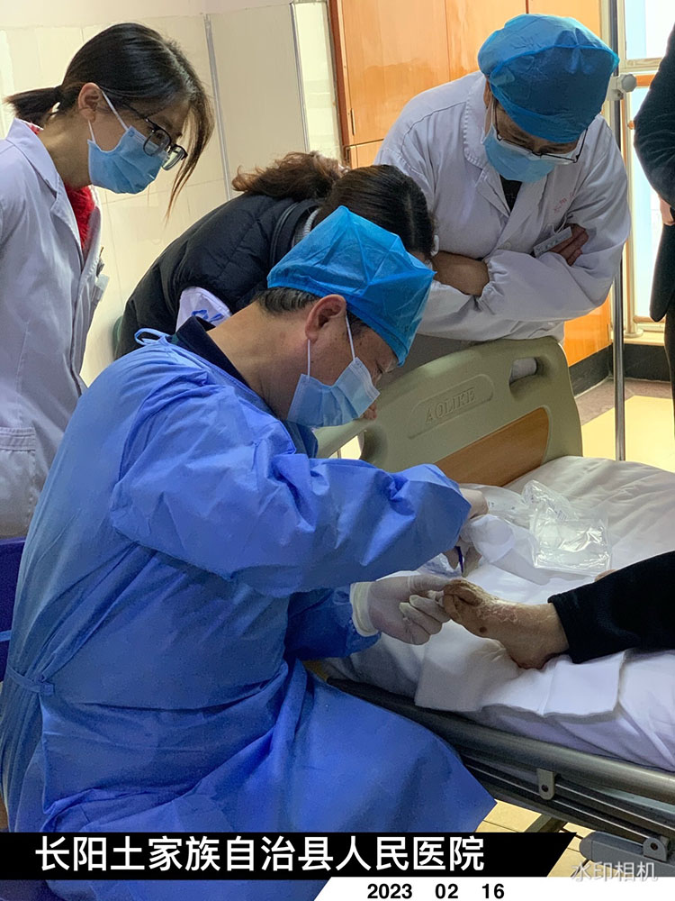 风险久久久久久亚洲精品影院