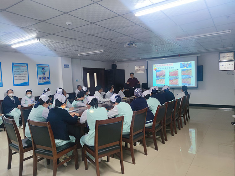 风险久久久久久亚洲精品影院