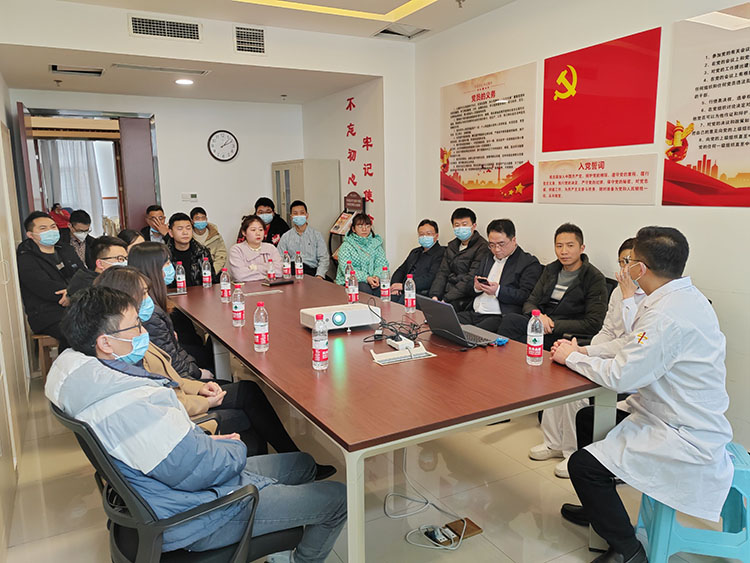 风险久久久久久亚洲精品影院