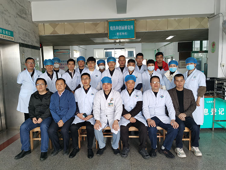 风险久久久久久亚洲精品影院