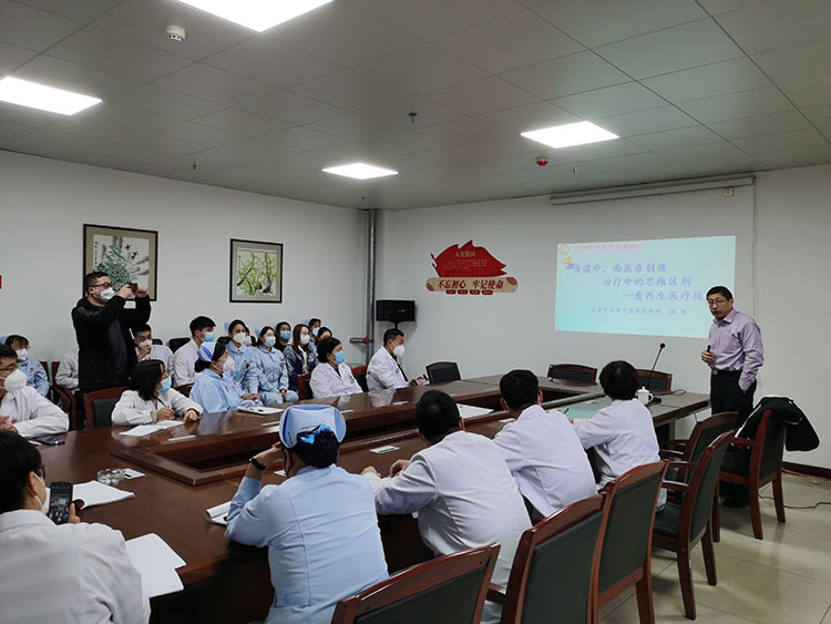 风险久久久久久亚洲精品影院