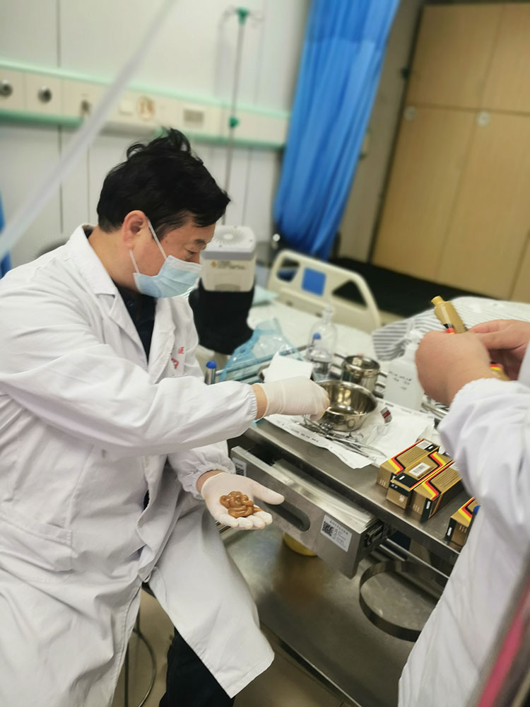 风险久久久久久亚洲精品影院