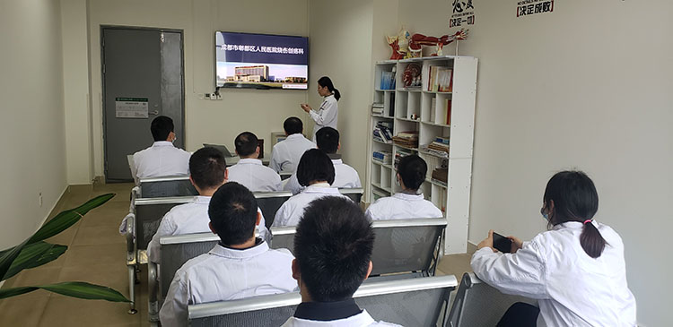 风险久久久久久亚洲精品影院